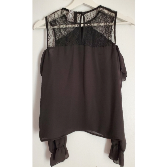 Blouse, Black with cut out shoulders, Size S - Picture 4 of 5